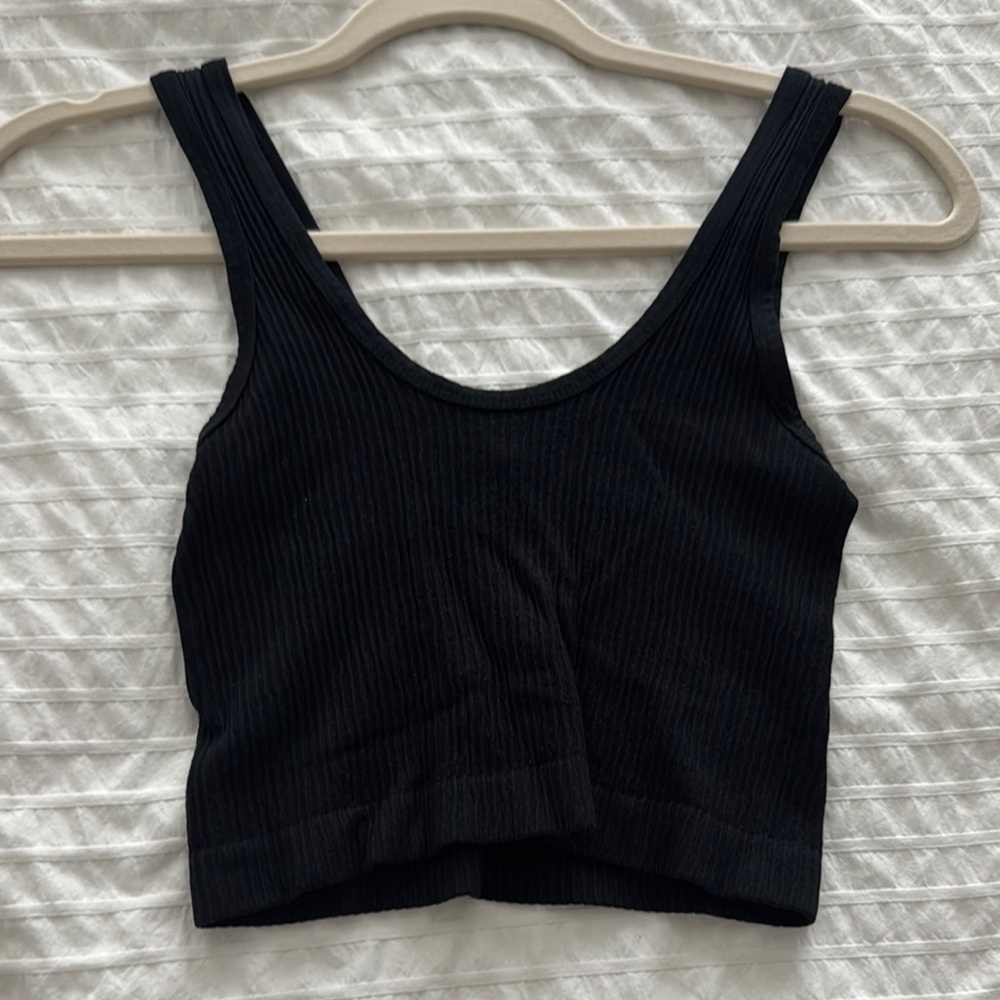 Black Ribbed Crop Top